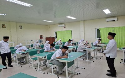 Era Digital, MAN Binjai Laksanakan Ujian Kenaikan Kelas Berbasis Android
