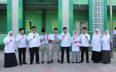 2 Peserta Didik MAN Binjai Berhasil Raih Medali Emas Pada Ajang Berbeda